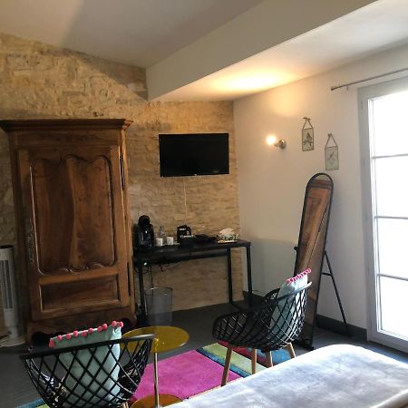 Les Halles Chambre D'Hotes Verteuil-sur-Charente Екстер'єр фото