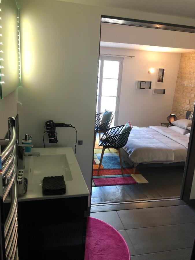 Les Halles Chambre D'Hotes Verteuil-sur-Charente Екстер'єр фото
